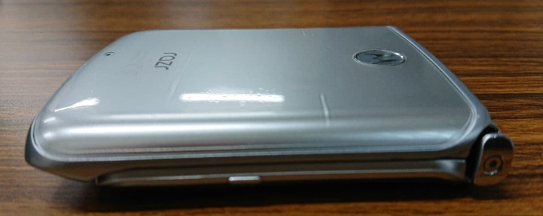 スマートフォン本体 Motorola razr 5G 2020 Liquid Mercury