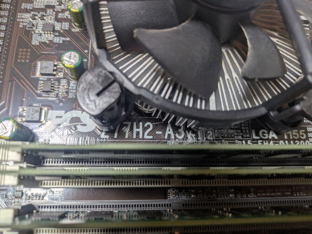 ECS Z77H2-A3 (V1.2) ＋GTX550ti＋i7　セット！