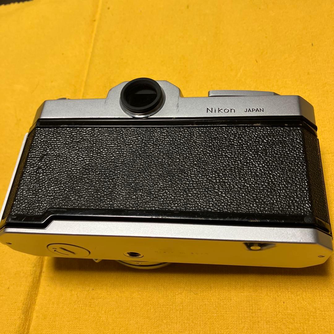 Nikon Nikomat フィルム一眼レフカメラ