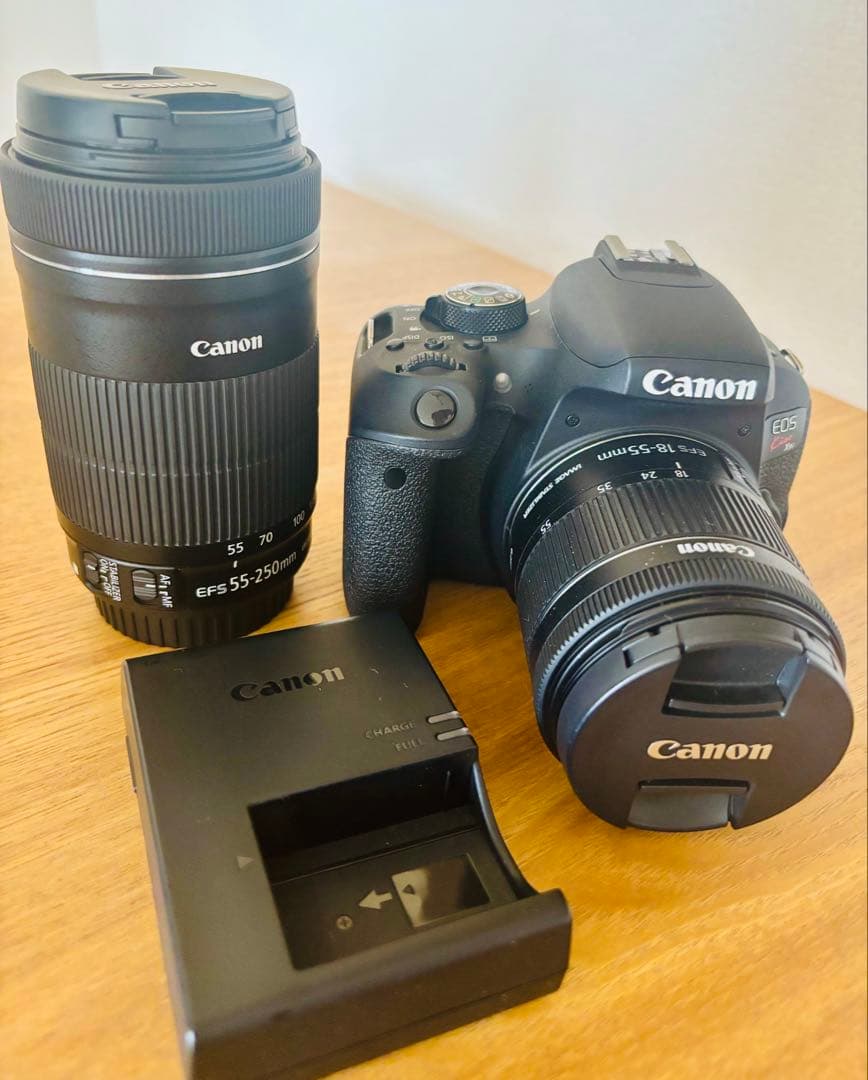 Canon EOS Kiss X9i ダブルズームキット 一眼レフ