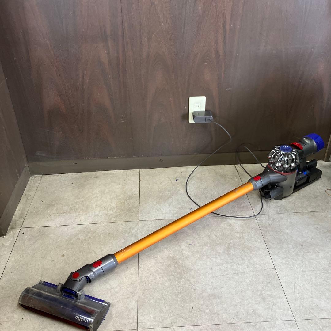 C-5 dyson ダイソン V8 SV10 コードレスクリーナー 掃除機