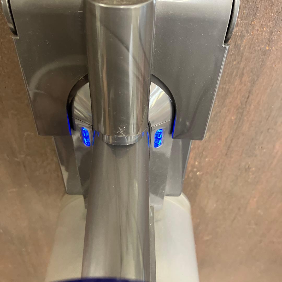 C-5 dyson ダイソン V8 SV10 コードレスクリーナー 掃除機