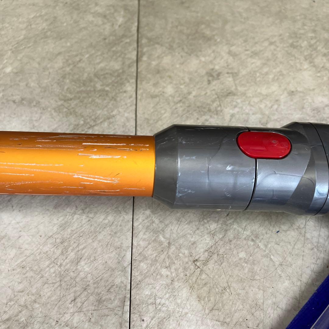 C-5 dyson ダイソン V8 SV10 コードレスクリーナー 掃除機