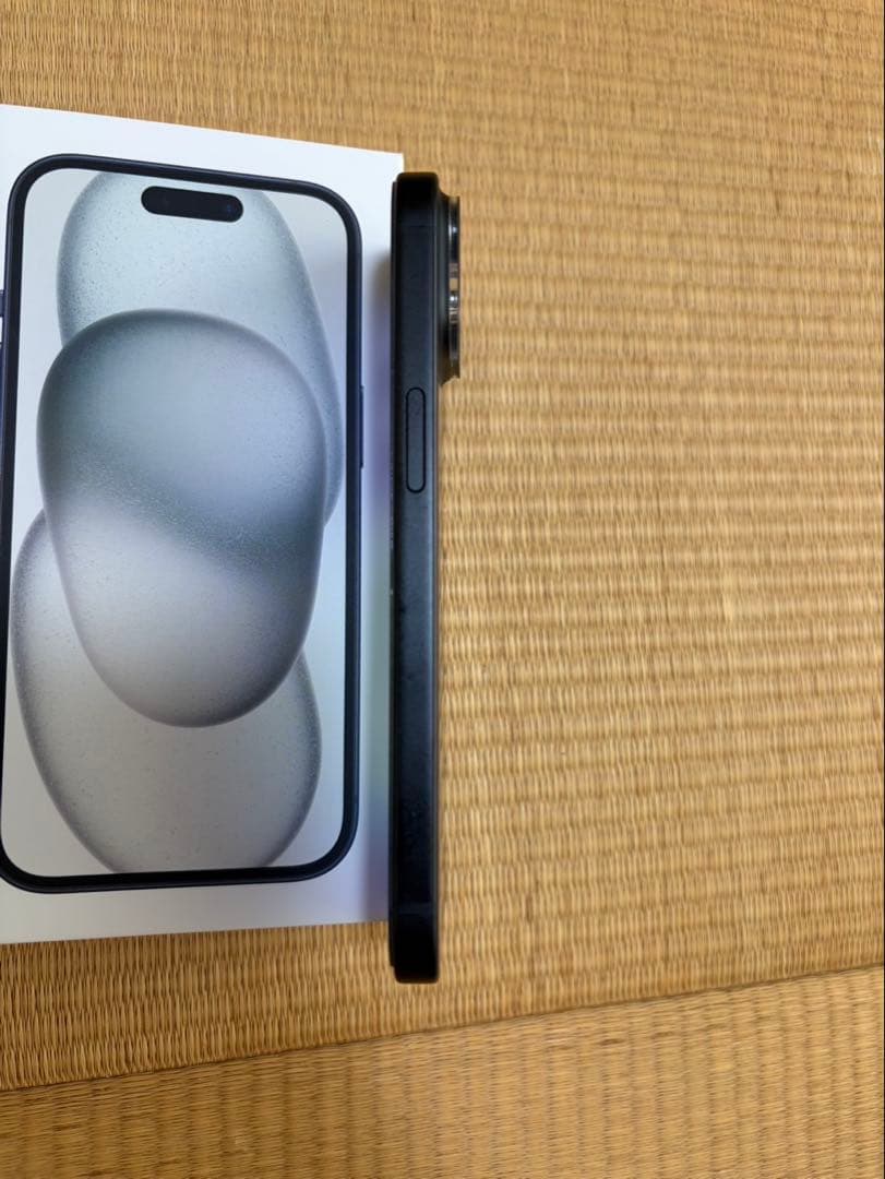 iPhone 15 ブラック128GB 国内版SIMフリー 最大容量約90%