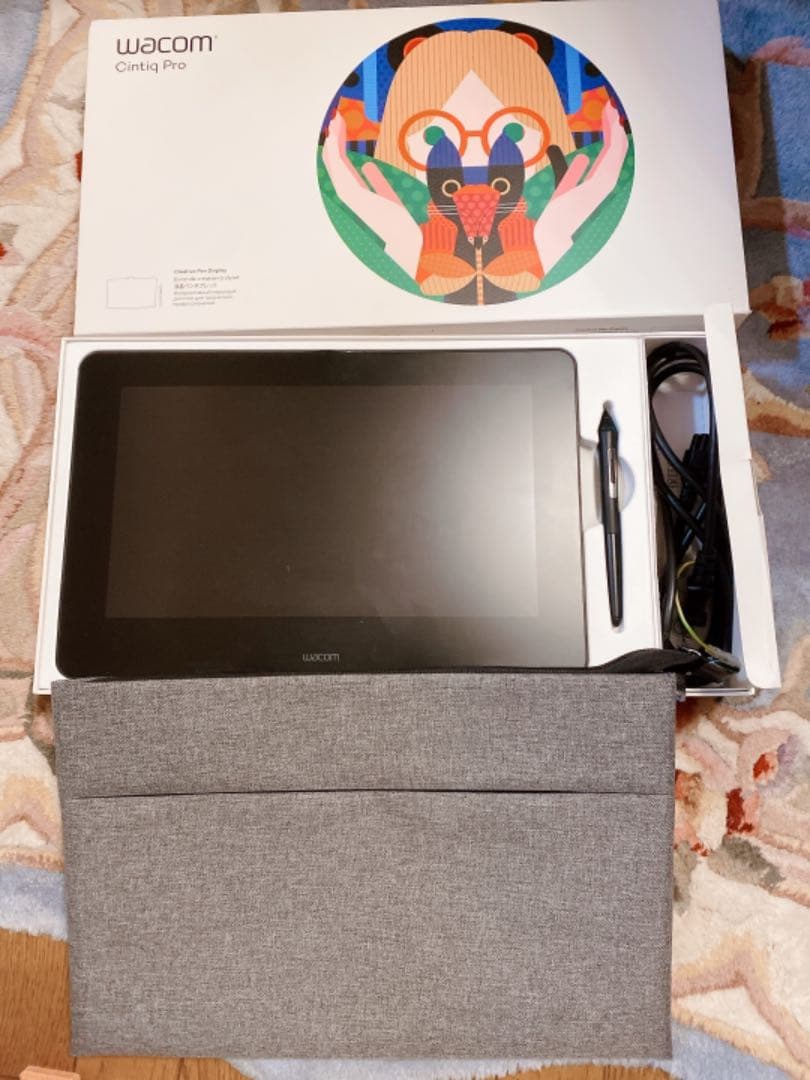 WACOM Cintiq 13 pro【純正ケース付】