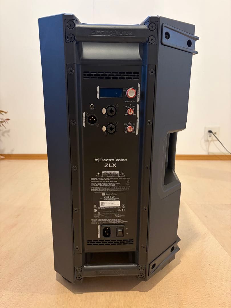 エナンEV ZLX-12Pパワードスピーカーペア、オヤイデ PA-02