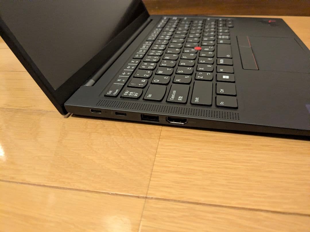 第12世代Core i5 ThinkPad X1 Carbon gen10