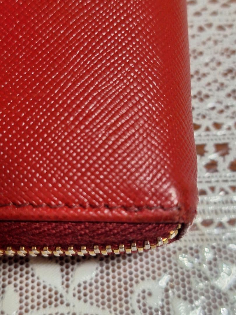 PRADA プラダさくらんぼ 長財布 レッド