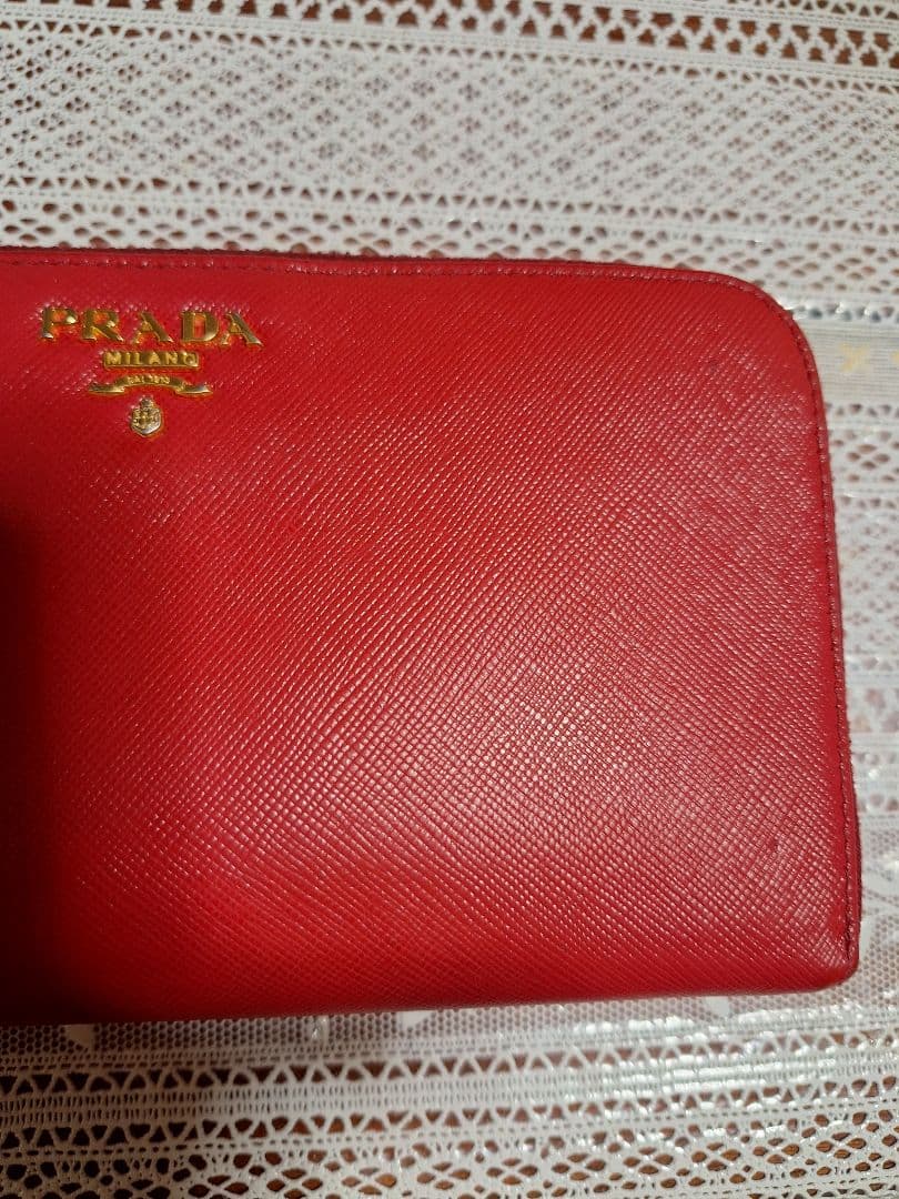 PRADA プラダさくらんぼ 長財布 レッド