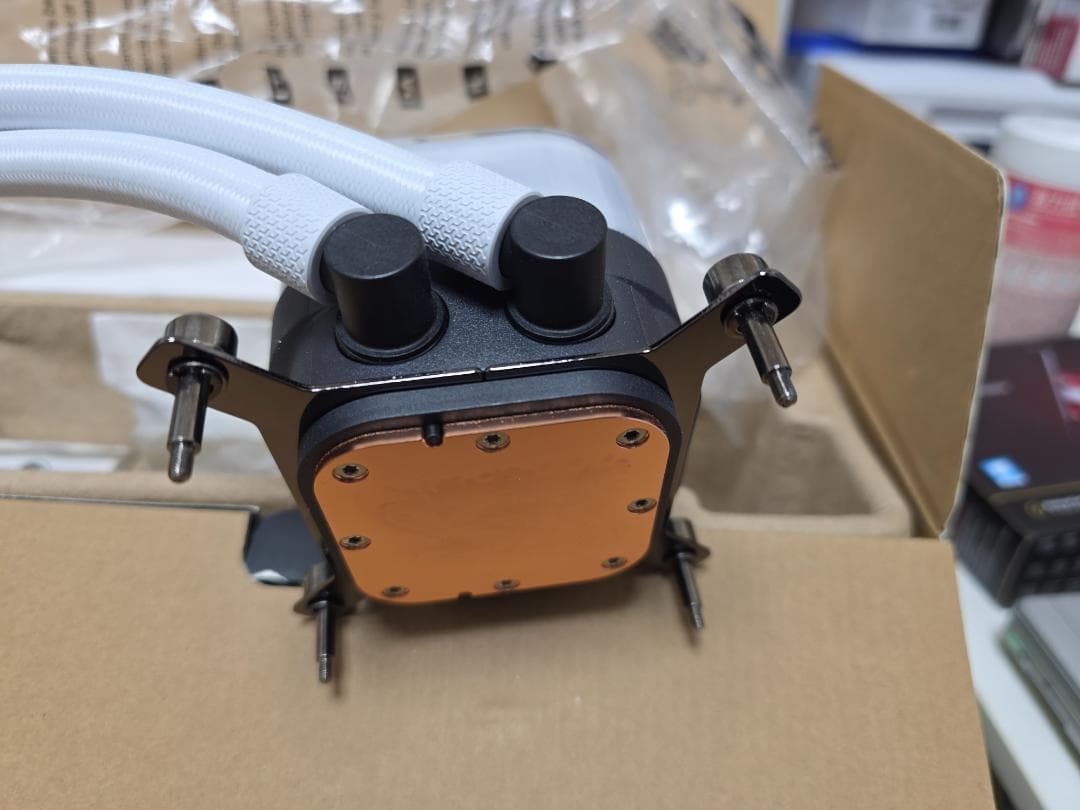 PC用ファン・クーラー CORSAIR iCUE LINK TITAN 360 RX LCD