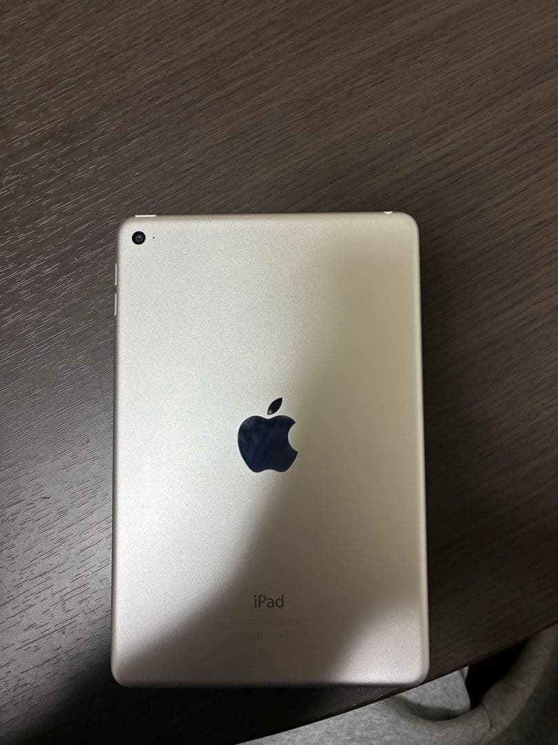 Apple iPad mini 4 64GB シルバー　綺麗　Wi-Fiモデル