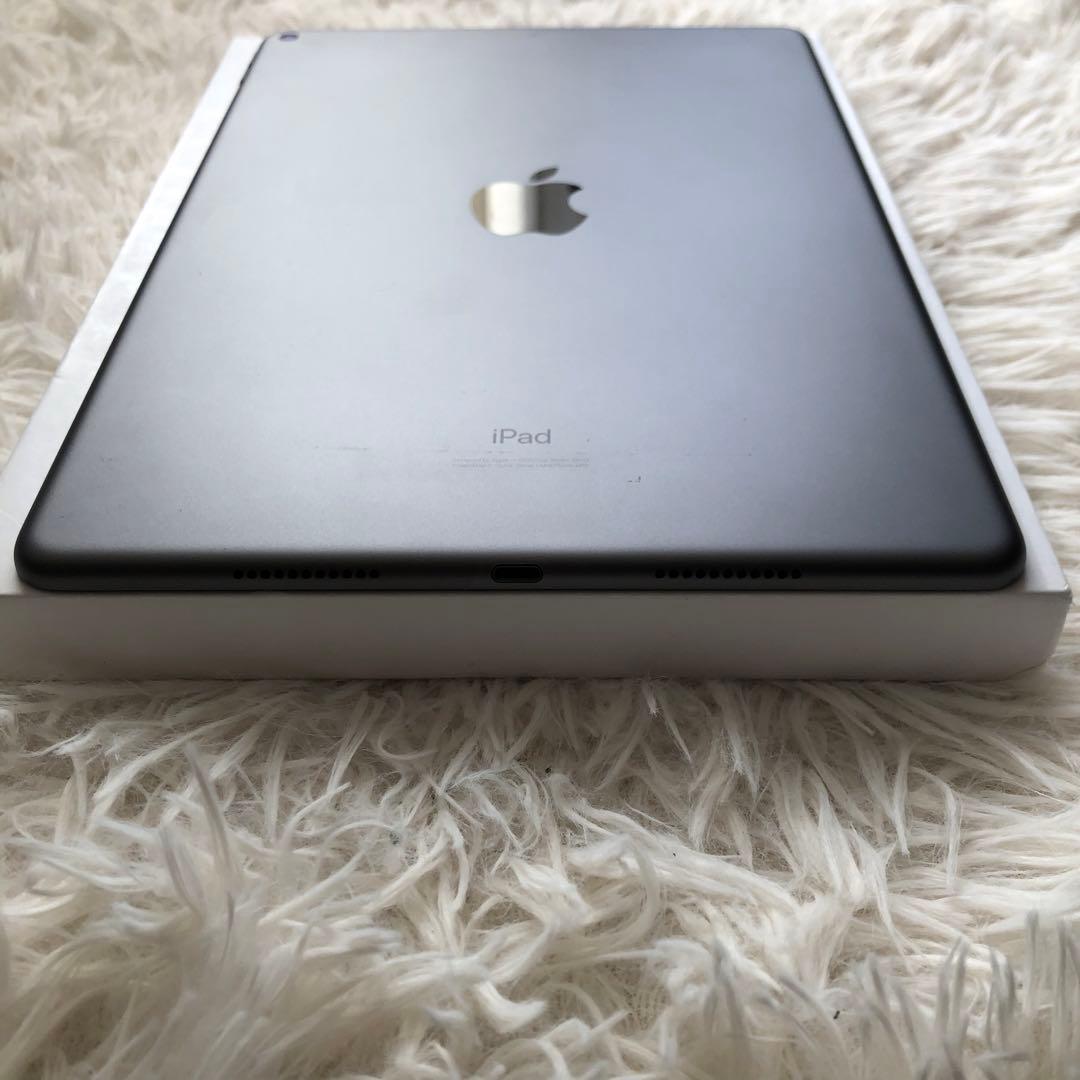 【完動品】iPad Air3 64GB 【付属品】【すぐ発送】
