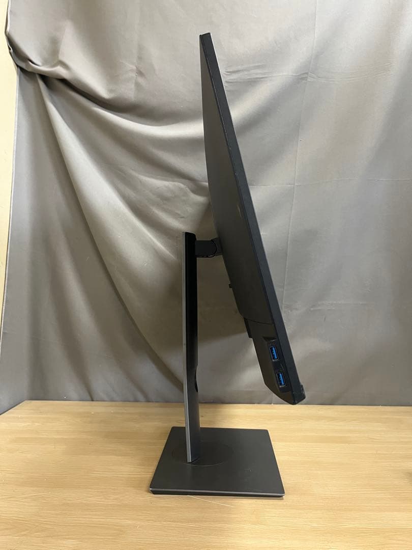 Dell P2719H 27インチ液晶モニター　IPS ディスプレイ