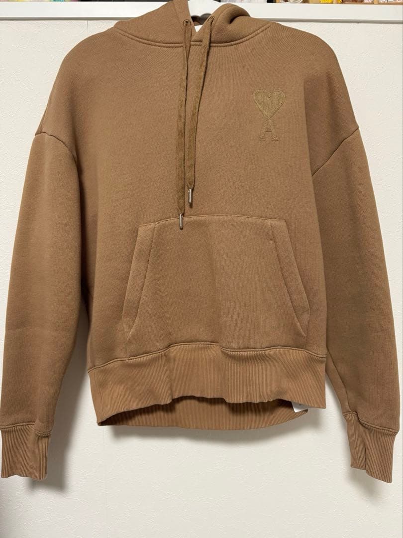 【AMI PARIS】】ハートロゴパーカー　ライトブラウン　　クリーニング済