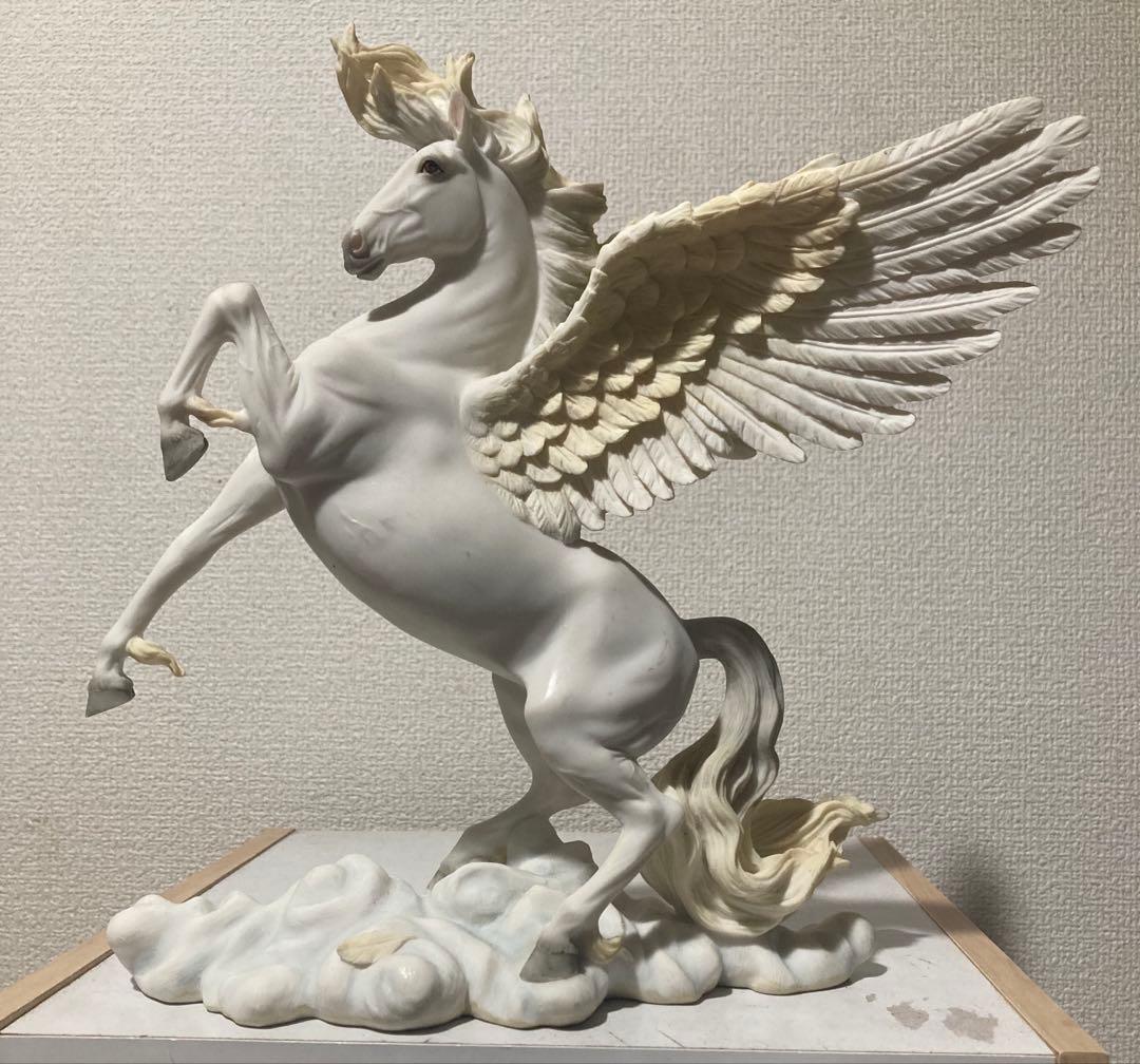 Veronese Design リアリングペガサス樹脂彫刻 ハンドペイント