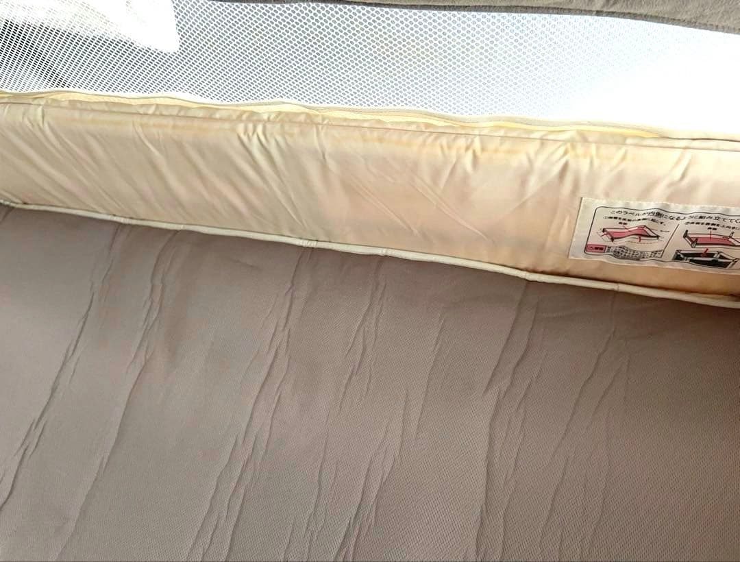 アップリカ　ココネルエアープラス　ベビーベッド