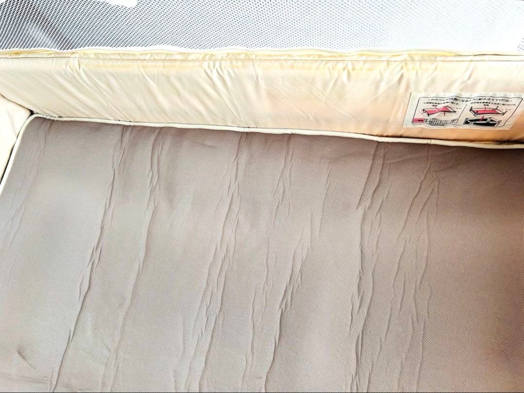 アップリカ　ココネルエアープラス　ベビーベッド