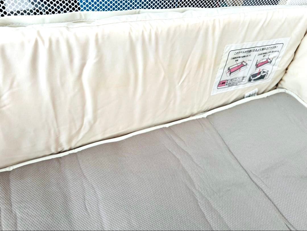 アップリカ　ココネルエアープラス　ベビーベッド