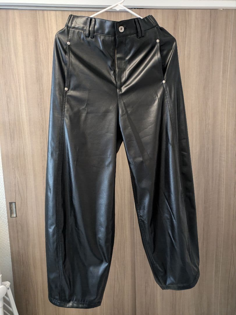 未使用　ADAM ET ROPE FEMME グロスボンディングコクーンパンツ