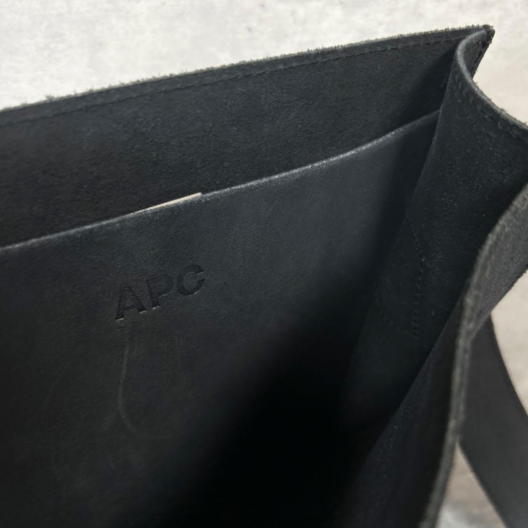 A.P.C. アーペーセー 90sスウェードショルダーバッグ フランス製