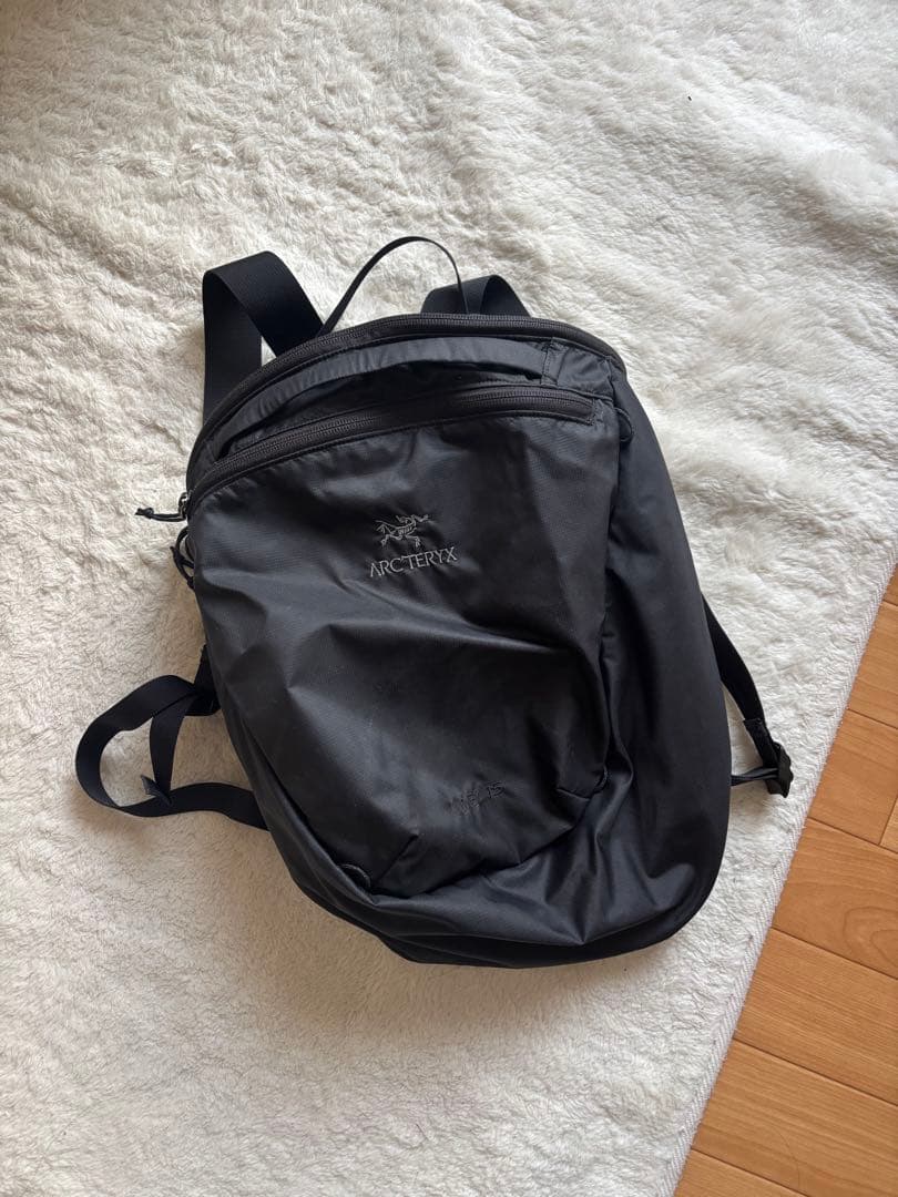 美品　アークテリクス　ヒリアド15