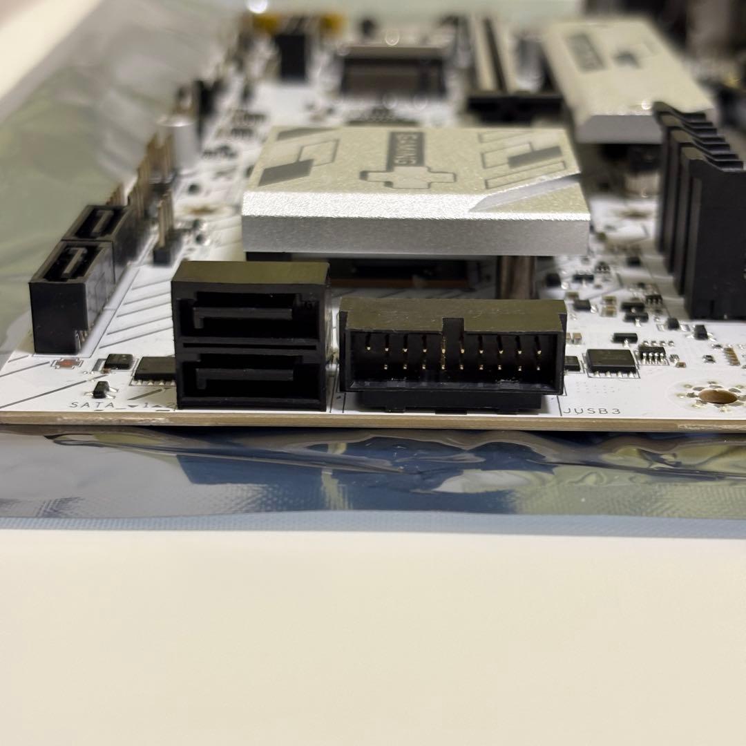 マザーボード MSI B850M GAMING PLUS WIFI 6E