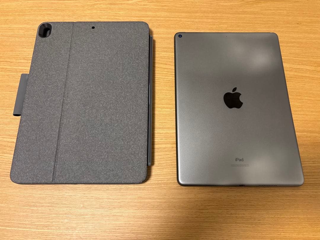 iPad Air 第3世代スペースグレー＆Combo Touchキーボードセット