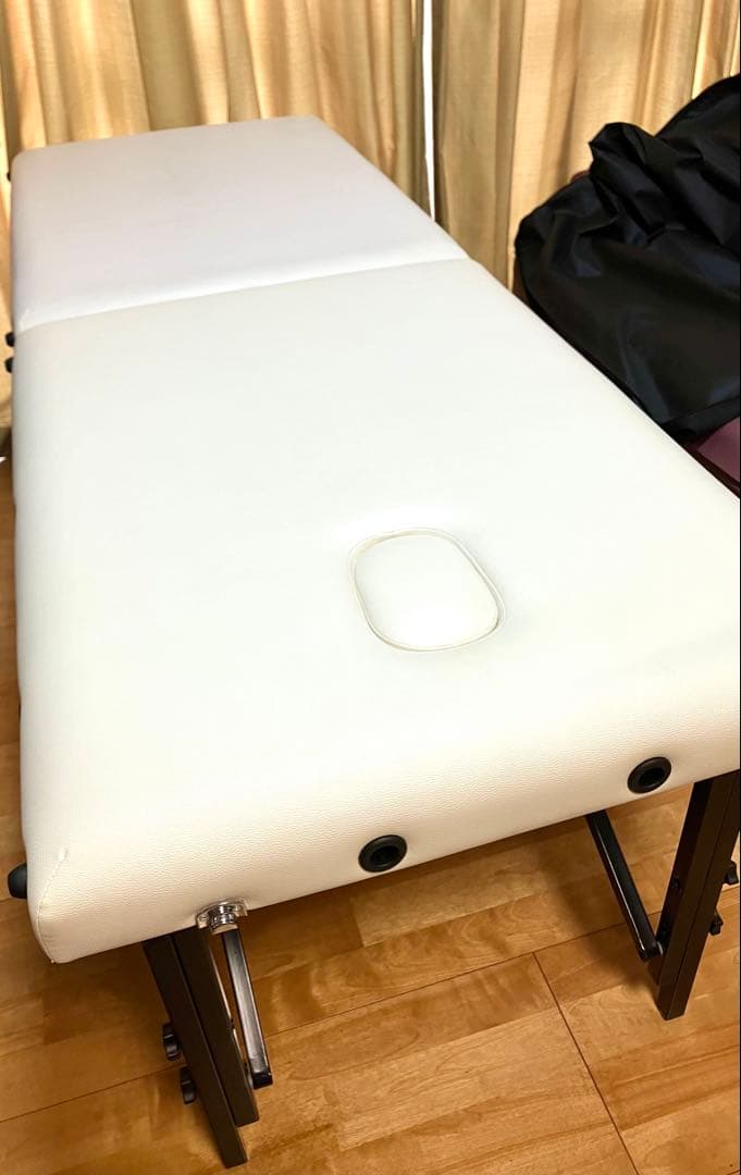 ⭐︎お引き取り限定⭐︎ 折り畳み式マッサージベッド＆スチーマー