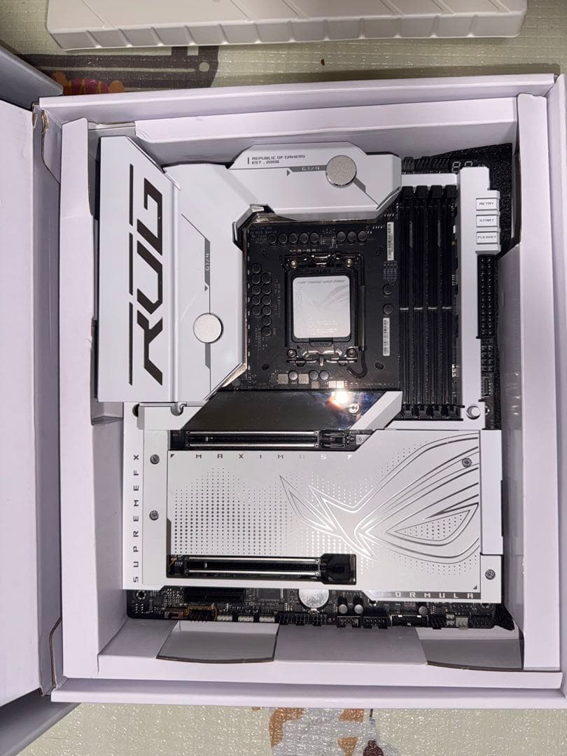 マザーボード ROG MAXIMUS Z790 FORMULA