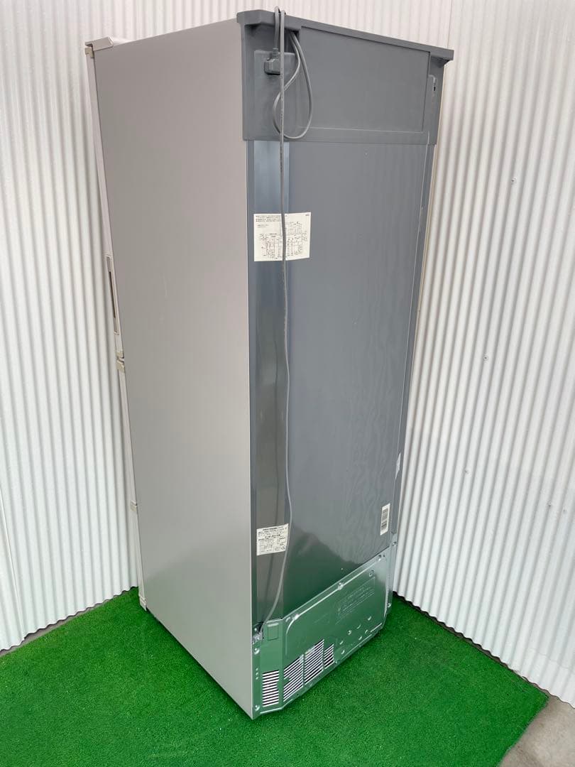 826 シャープ 左右どっちもドア 3ドア冷蔵庫 プラズマクラスター 自動製氷付