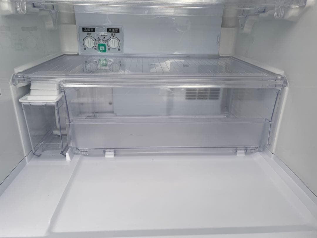 826 シャープ 左右どっちもドア 3ドア冷蔵庫 プラズマクラスター 自動製氷付