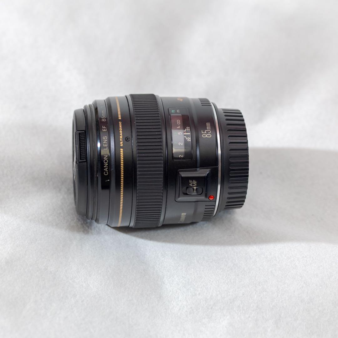 Canon EF 85mm f/1.8 USM レンズ　【中古】