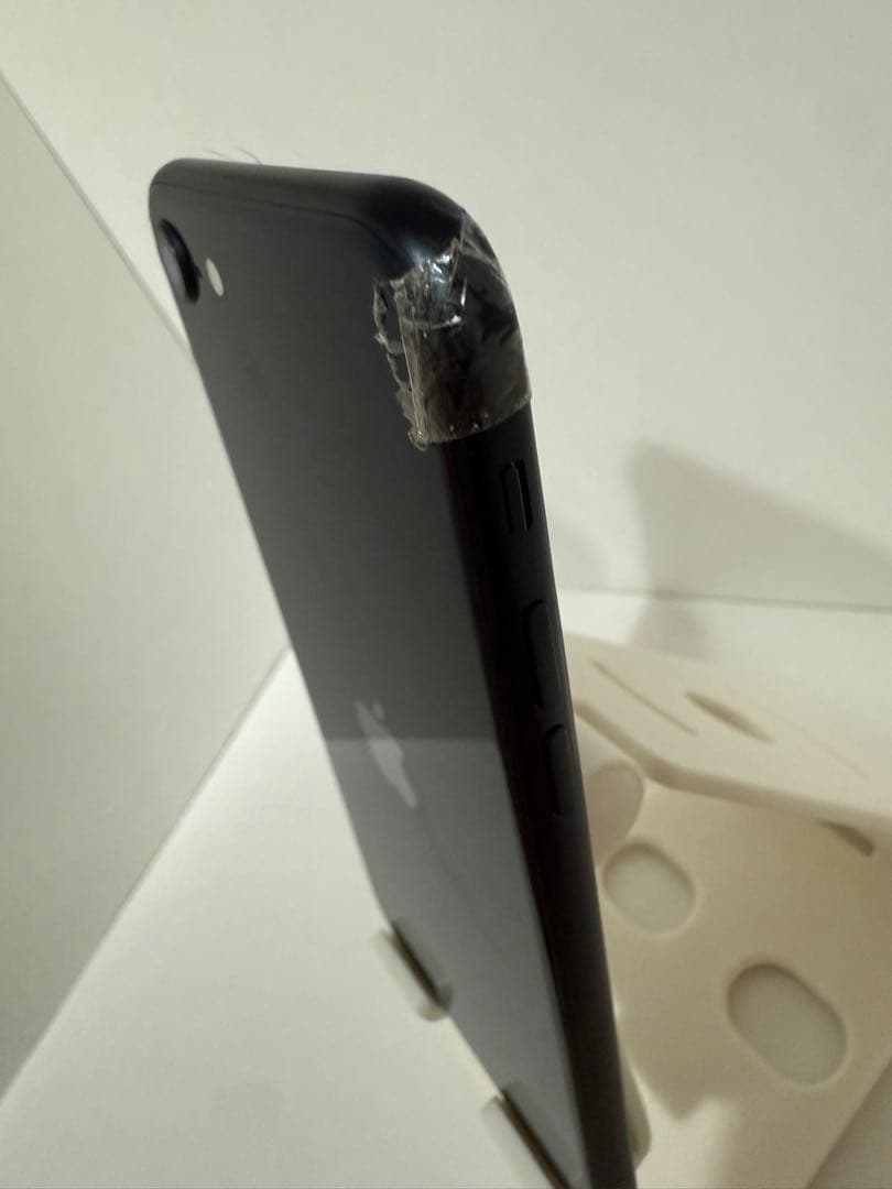 値下げ中！iPhoneSE 第3世代 ミッドナイトブラック 64GB 初期化済み