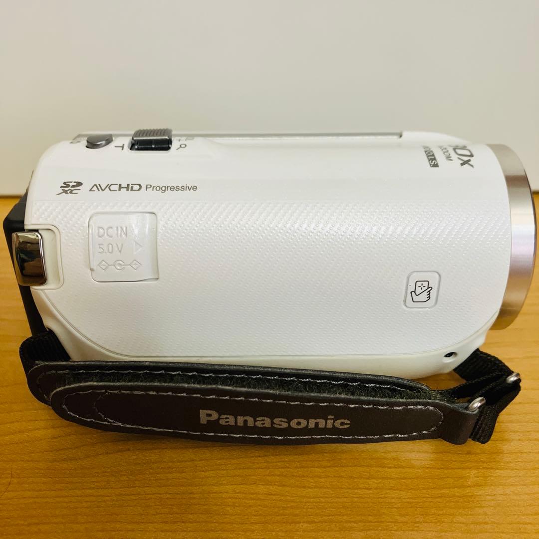 美品　パナソニック デジタルビデオカメラ ホワイト HC-V520M
