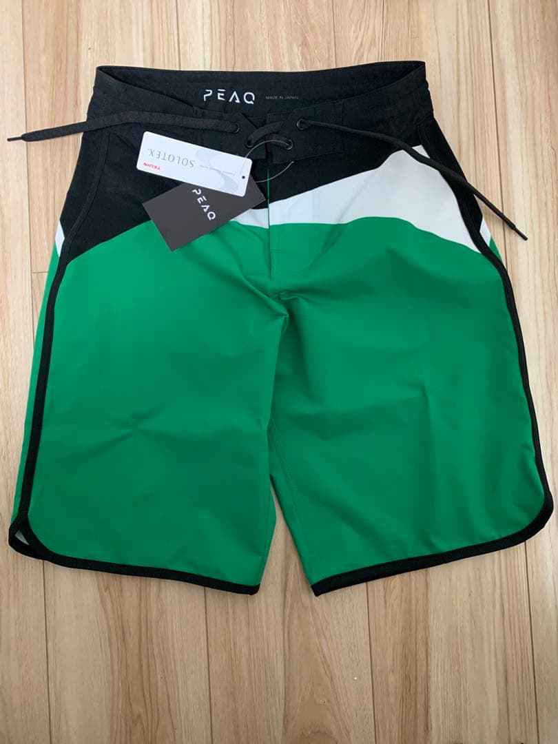 PEAQ サーフパンツ　Sサイズ