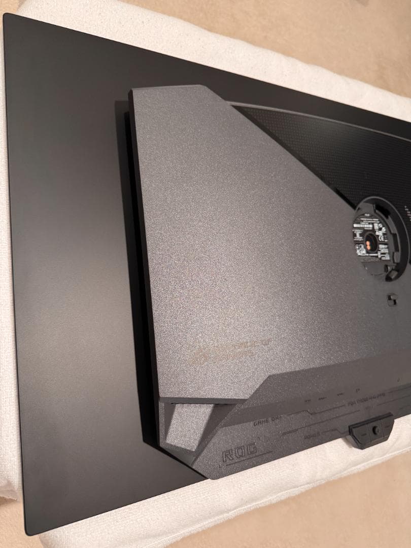 有機OLED！ROG Swift OLED PG32UCDMゲーミングモニター