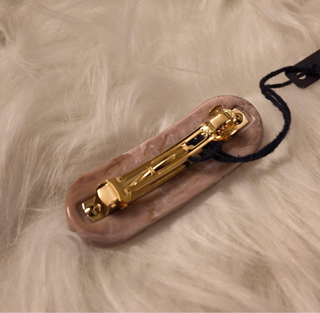 美品【未使用】PRADA ピンク ストーン チャーム　バレッタ　プラダ　正規品