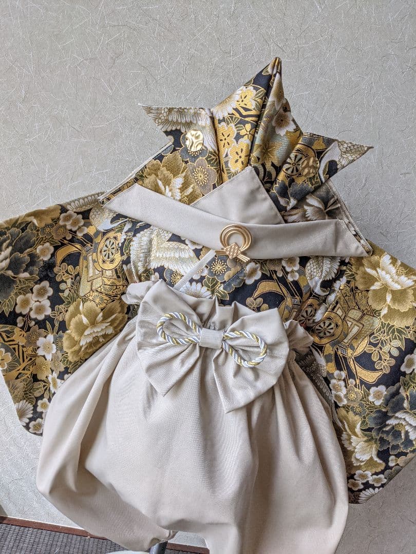 ベビー袴＆かぶれる兜　3ヶ月〜　鶴✕ベージュ