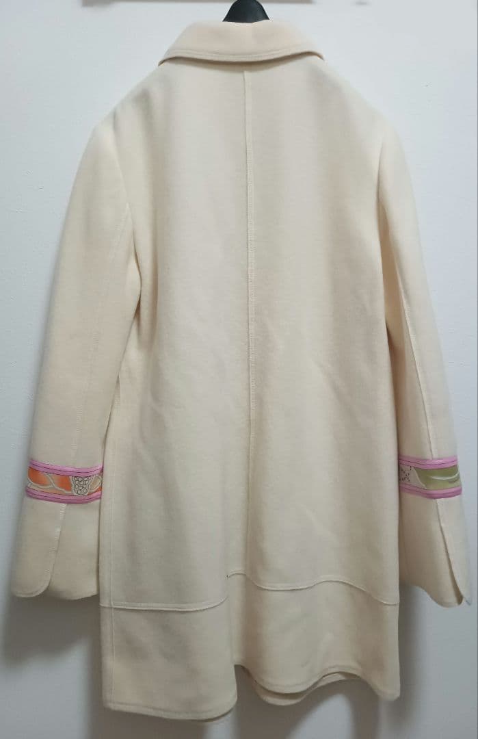 週末値引　美品　レオナール　極軽量　柔らか一重コート　11号　40