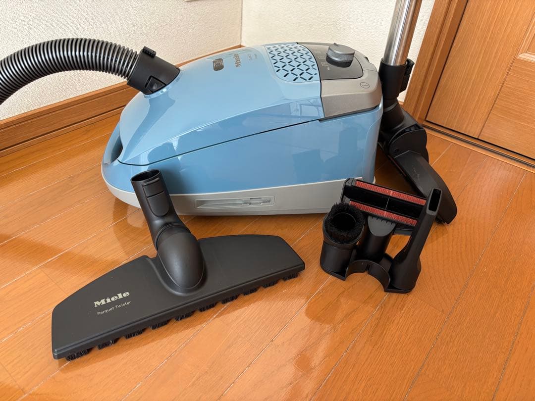 ミーレ　ダストバッグ（紙パック）式キャニスター掃除機 Guard S1