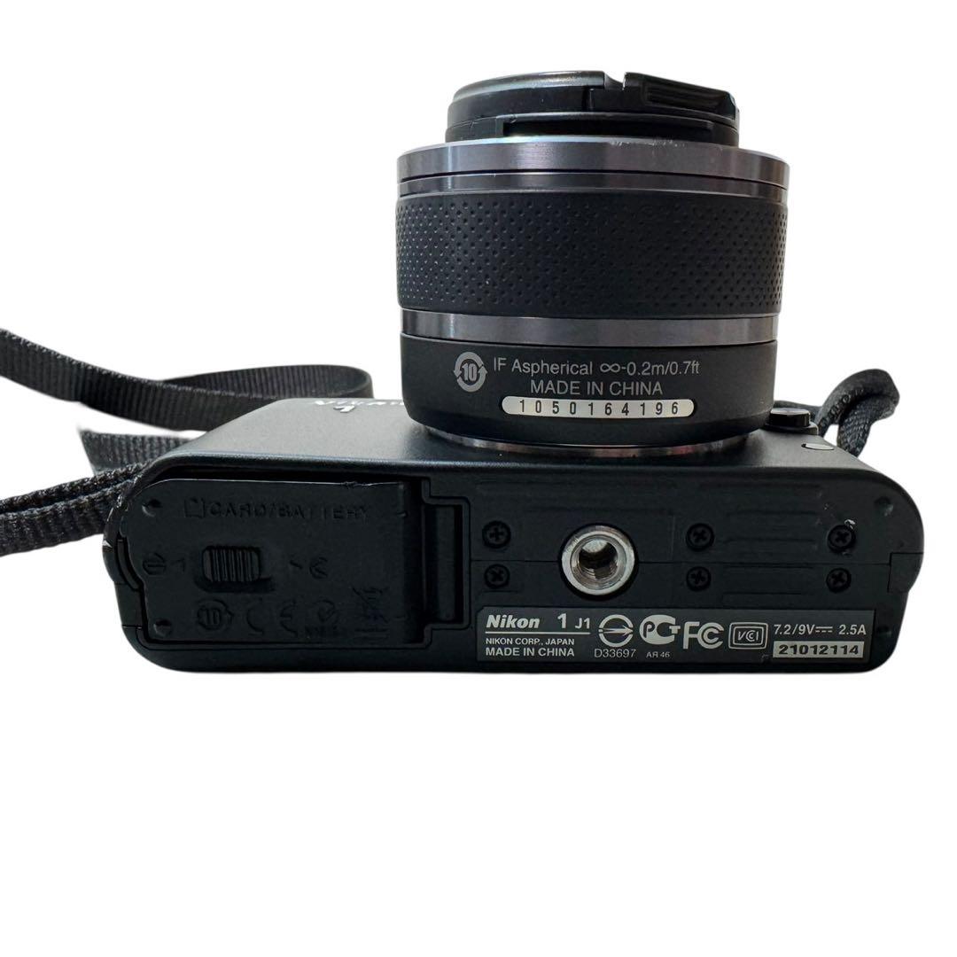 Nikon　ミラーレス一眼カメラ　Nikon 1 J1 レンズキット　ジャンク