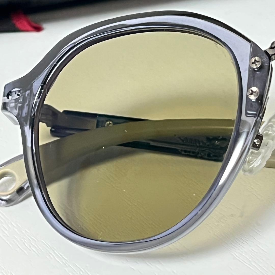 ZEQUE JULIA 偏光レンズ グレー サングラス ケース付き