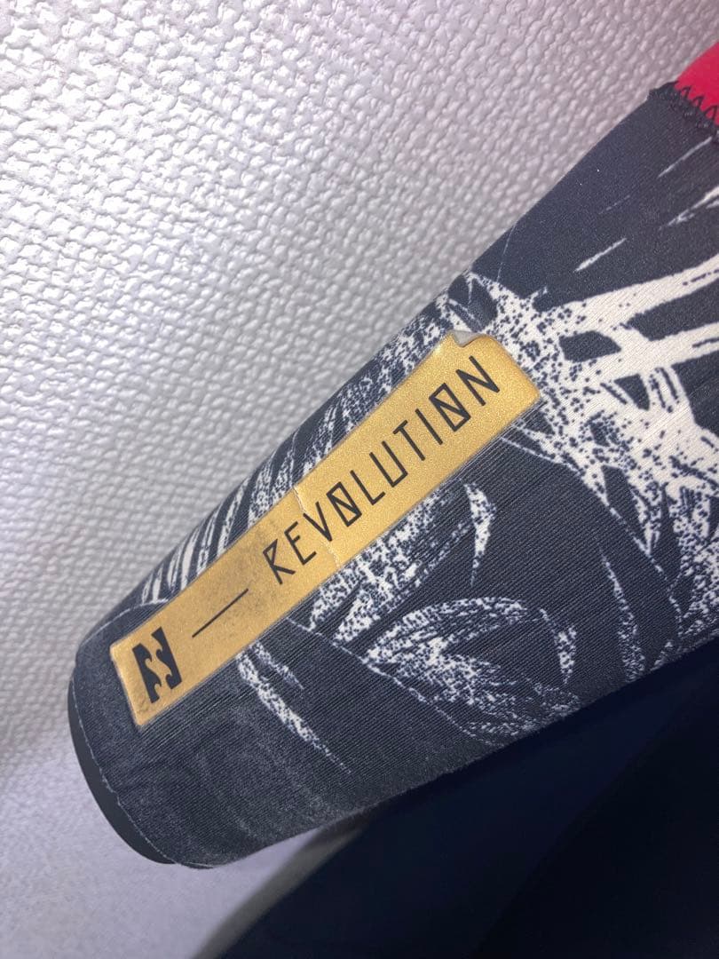 ビラボン⭐️セミドライウェットスーツレボリューションロングチェストMLサイズ相当