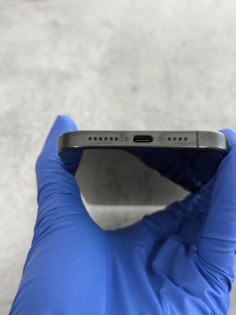 【美品】iPhone15ProMax｜1TBブラックチタニウム｜ SIMフリー