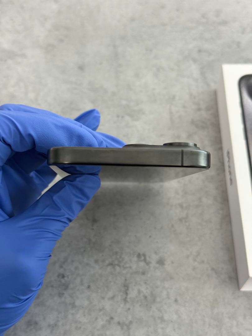 【美品】iPhone15ProMax｜1TBブラックチタニウム｜ SIMフリー