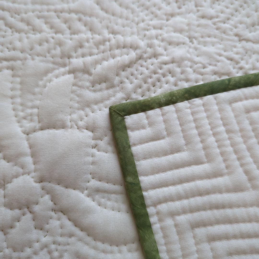 ハワイアンキルトタペストリー。