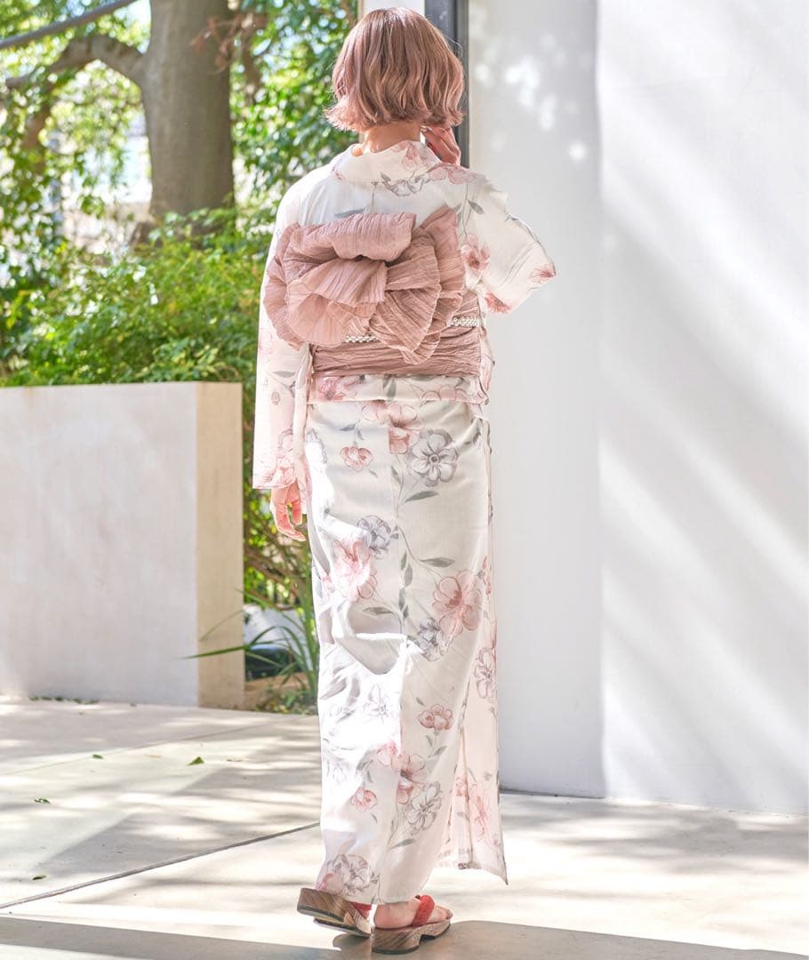 Dita 花柄浴衣・帯・腰紐・下駄セット