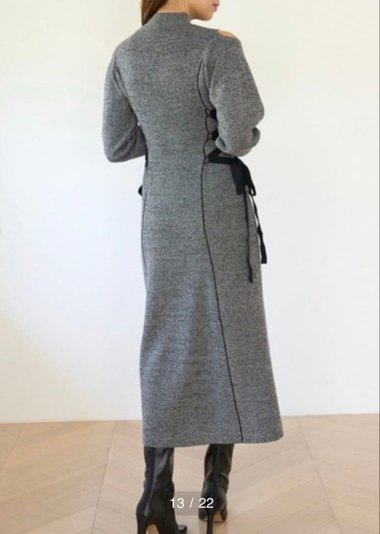 レースアップバイカラーニットワンピース