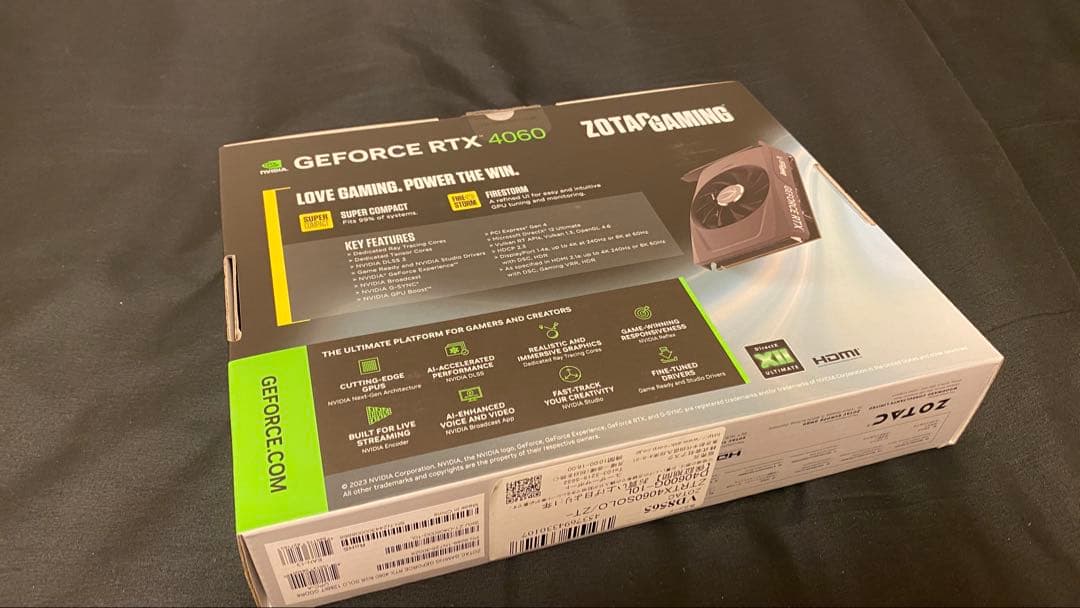 ZOTAC GAMING RTX 4060 8GB SOLO グラフィックボード