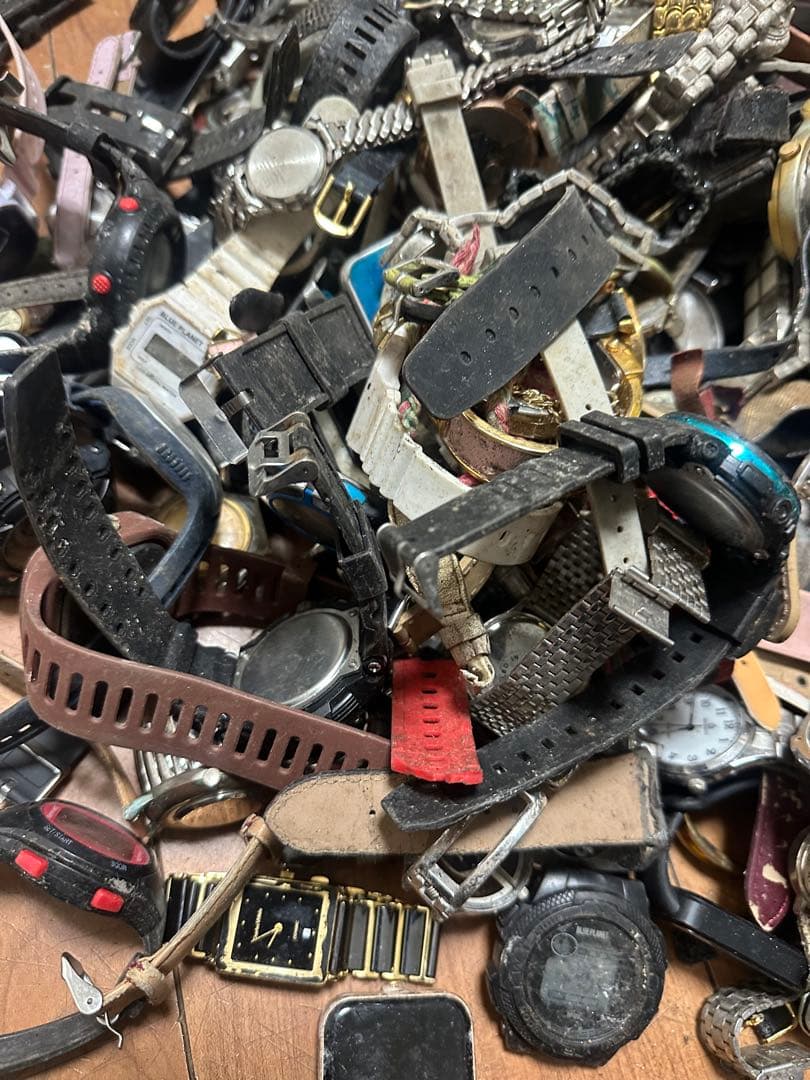 腕時計腕時計腕時計262台まとめて売る